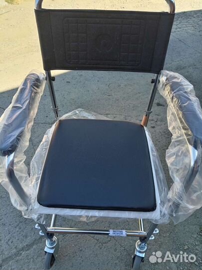 Продам кресло стульчак для инвалидов. Цена 7000т