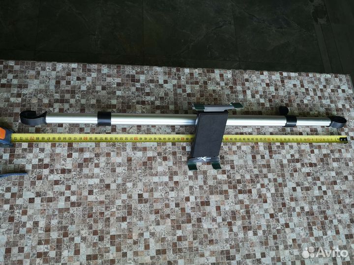 Держатель для планшета в авто