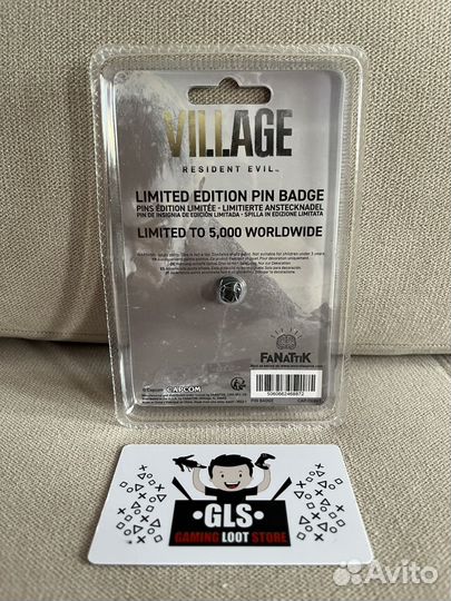 Лимитированный значок Resident Evil Village