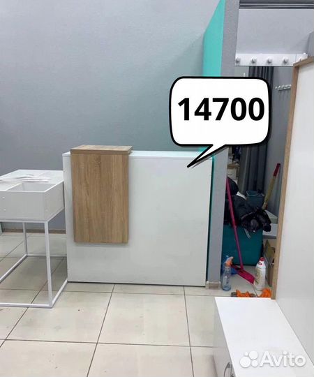 Торговое оборудование для магазина одежды