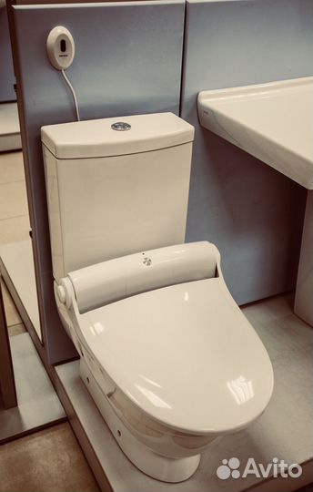 Крышка на унитаз W65-21 автомат navisani сенсорная