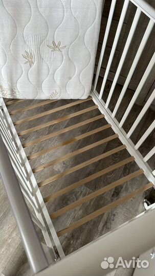 Детская кроватка Гандылян