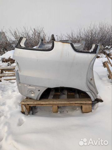 Крыло заднее ipsum