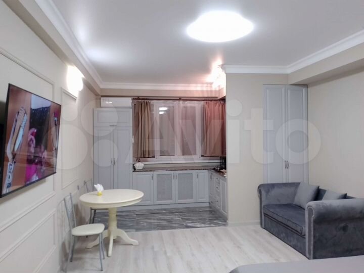Квартира-студия, 42 м², 8/12 эт.