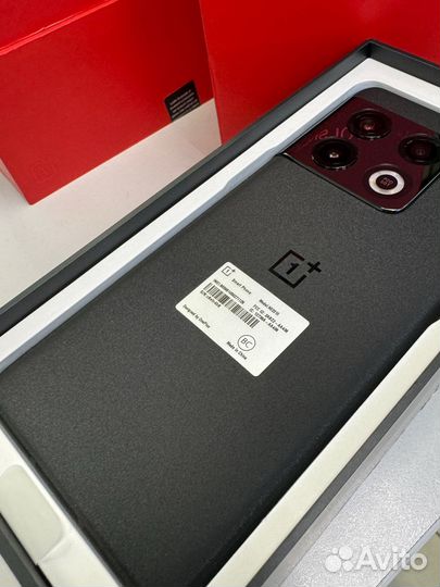 OnePlus 10 pro, 8/128 ГБ