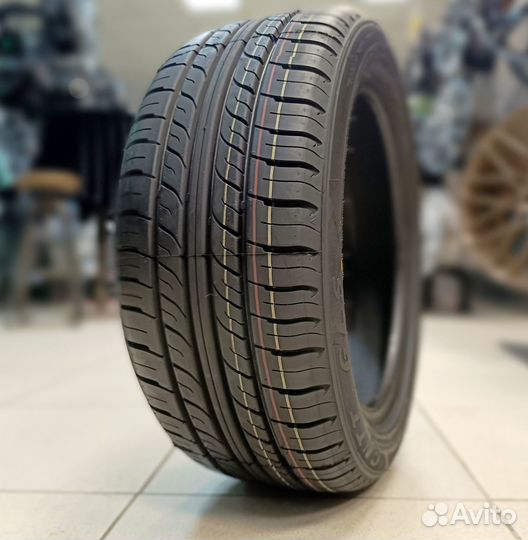 Triangle TR928 205/60 R15 91H