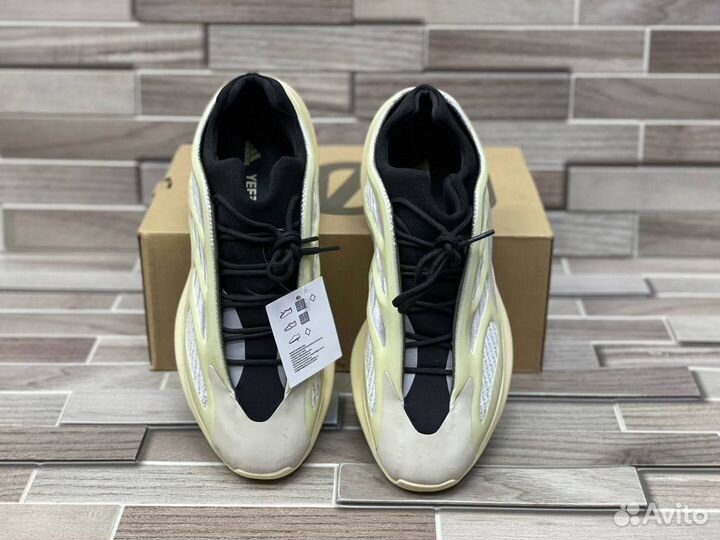 Кроссовки Adidas Yeezy 700 v3 Azael (36-45)