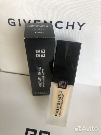 Givenchy Prisme Libre тональный крем