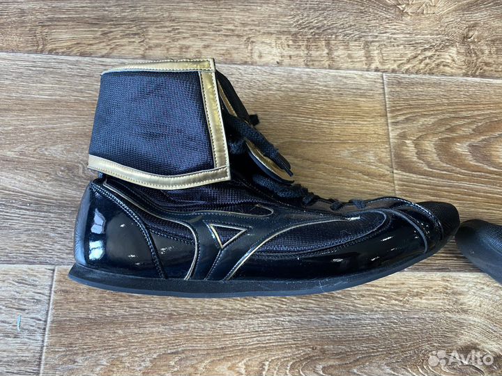 Боксерки Mizuno