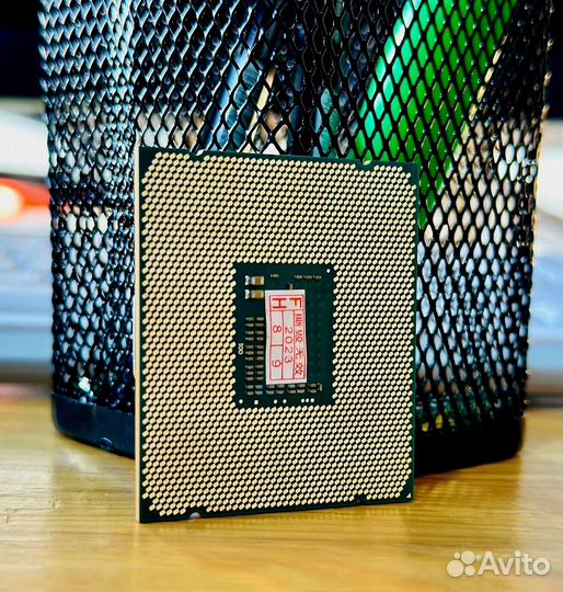Процессор Intel Xeon E5-2630-v3/ 2011-3