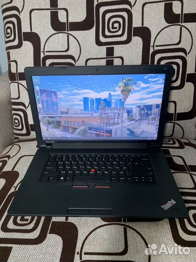 Ноутбук Lenovo Thinkpad edge 15 на i5 с ssd