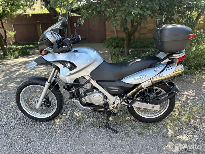 Мотоцикл BMW F650 GS в идеале с боковыми кофрами