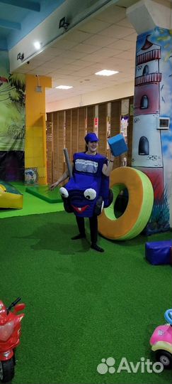 Костюм синего трактора для аниматора