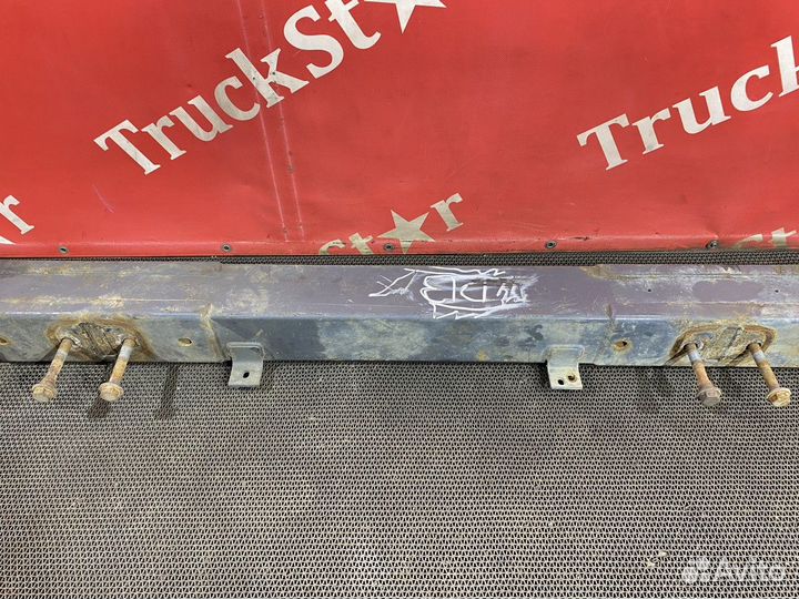 Усилитель переднего бампера Daf XF105