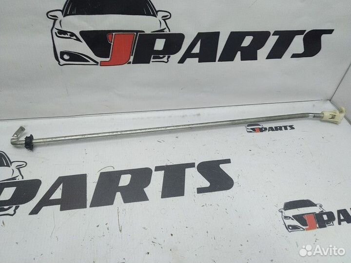 Упор капота Mitsubishi Outlander XL