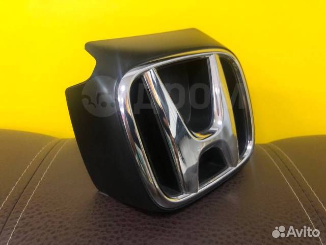 Эмблема Honda CR-V