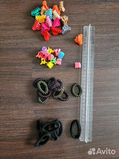 Резинки, заколки, ободки для волос в ассортименте