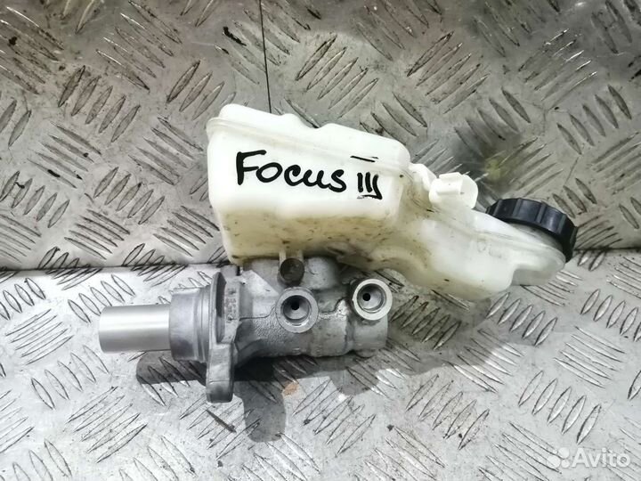 Главный тормозной цилиндр Ford Focus 3