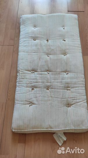 Матрац и одеяла для деток