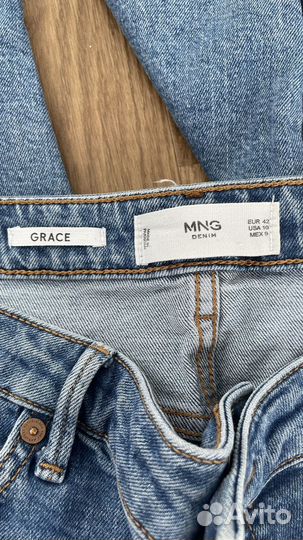 Джинсы mango
