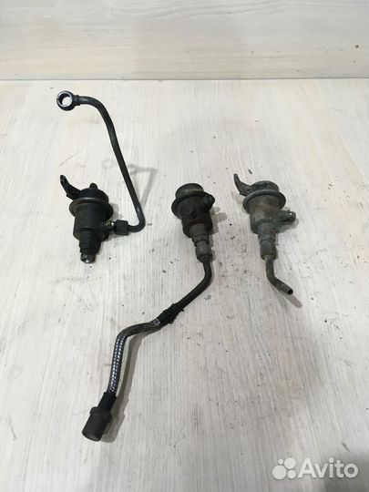 Регулятор давления топлива Ауди 100 С4 034133534