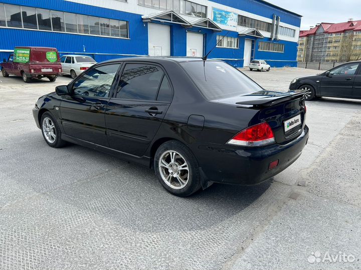 Mitsubishi Lancer 1.6 AT, 2006, 266 000 км