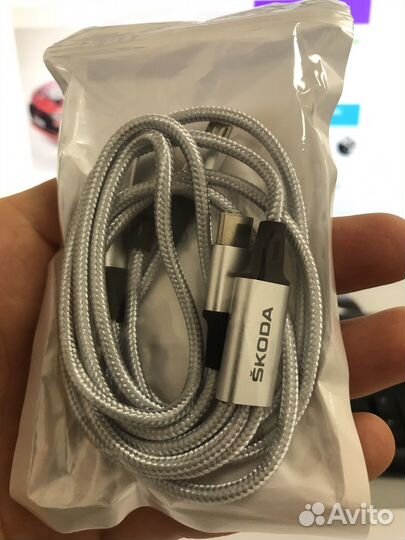 Кабель Шкода для зарядки 3 в 1 Skoda USB-C