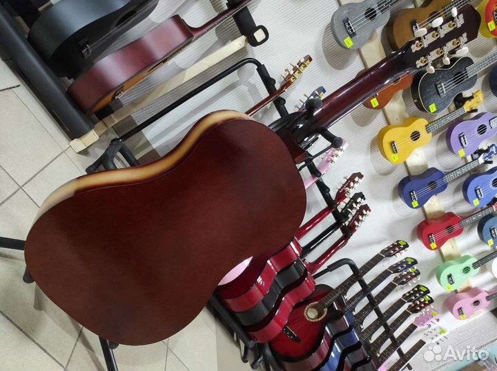 Гитара новая акустическая