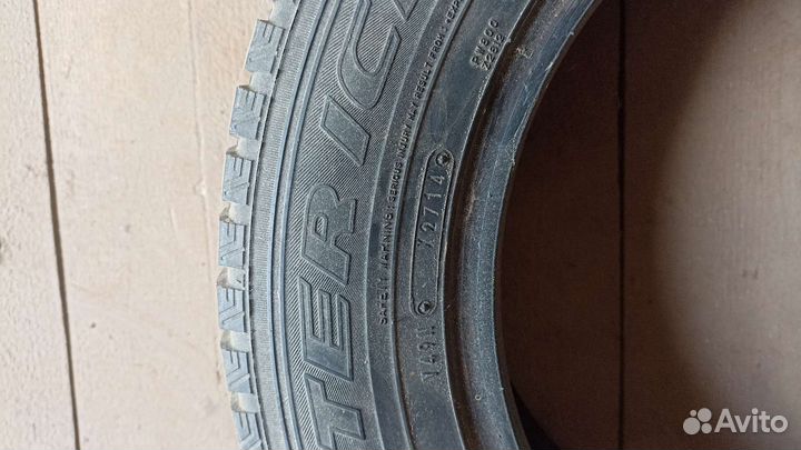 Dunlop SP Winter Ice 01 195/65 R15 95T