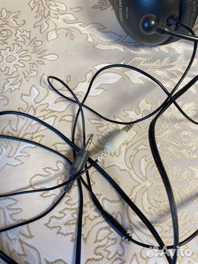 Проводные наушники с микрофоном