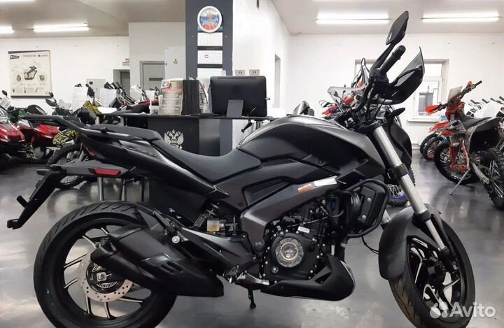 Мотоцикл bajaj Dominar 400 touring