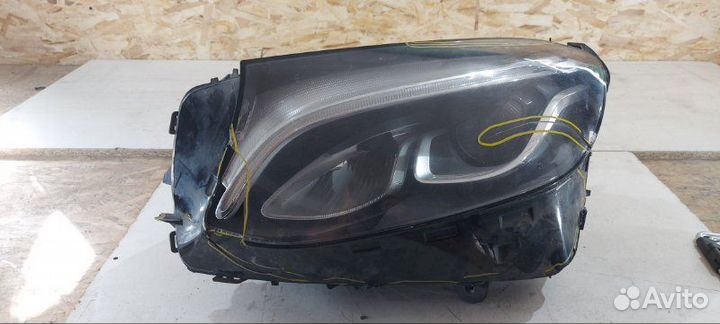 Фара светодиодная передняя левая Mercedes-Benz