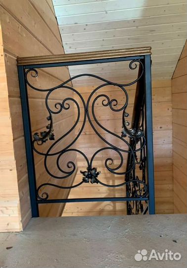 Поворотная лестница