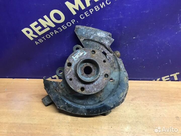 Кулак поворотный правый Renault Logan 1 K7J