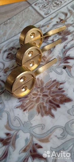 Опечатывающее устройство