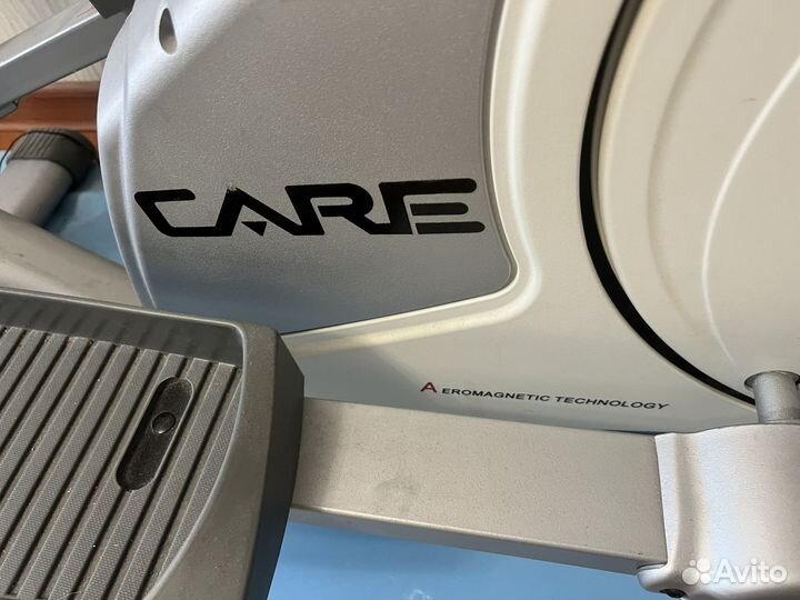 Эллиптический тренажер Care futura
