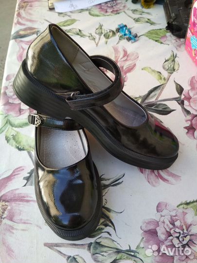 Туфли для девочки 35 размер