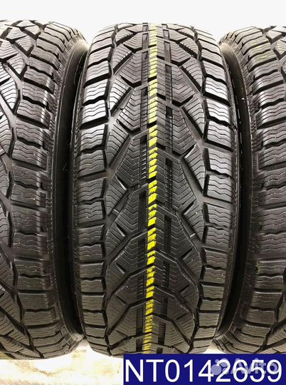 Taurus Winter 225/55 R16 95H