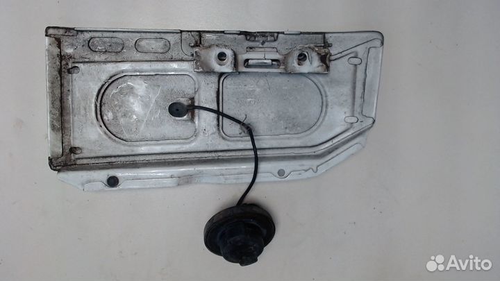 Лючок бензобака Mercedes Sprinter, 2006