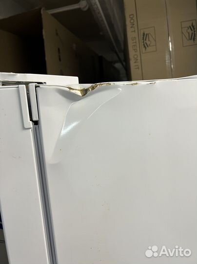 Холодильник indesit NoFrost 300л