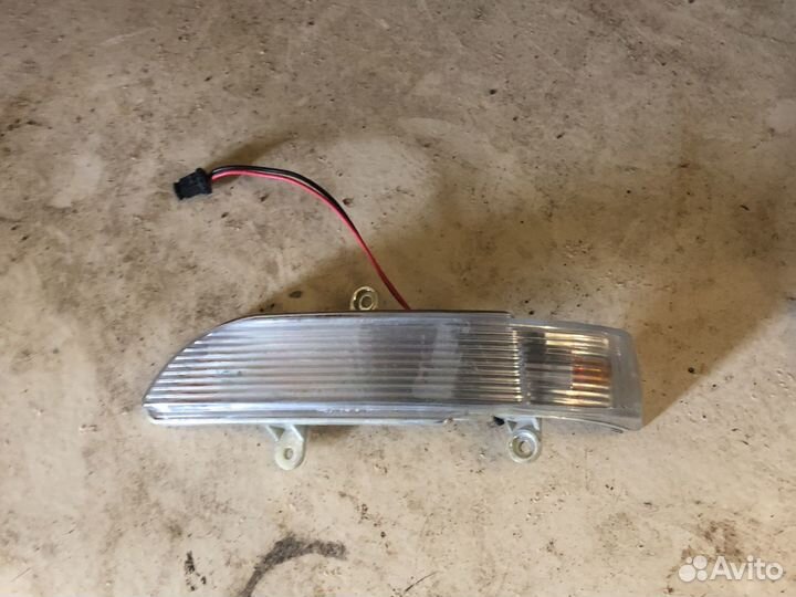 Повторитель поворота в зеркало hover