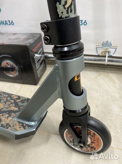 Самокат трюковой Duker 404
