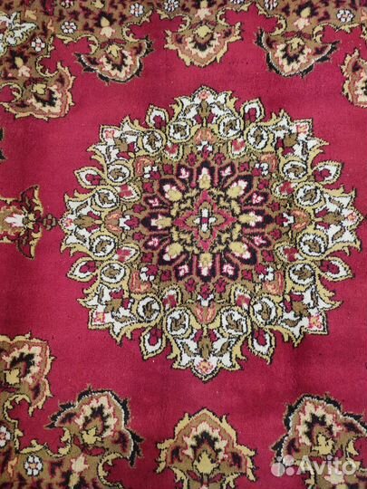 Ковер шерстяной