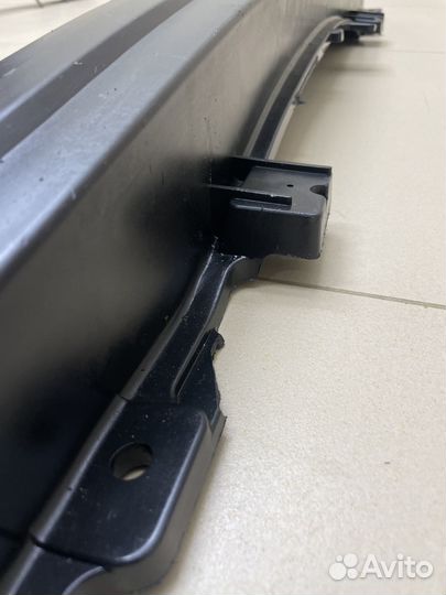 Усилитель заднего бампера Hyundai Solaris 1