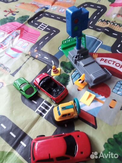 Коврик с машинками