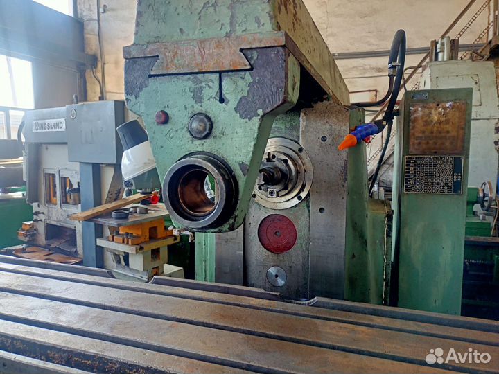 Станок фрезерный 6Т83