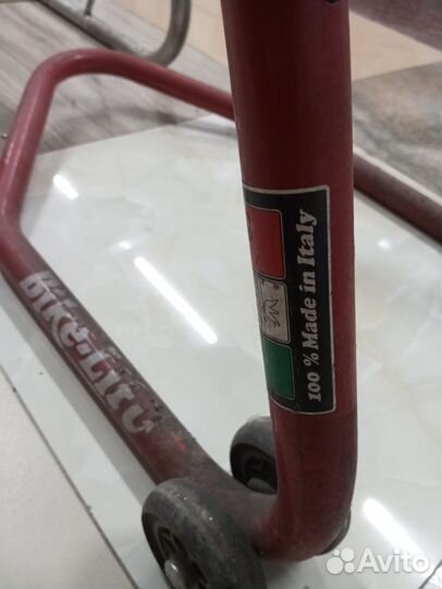 Домкрат подкатной бу для мотоцикла