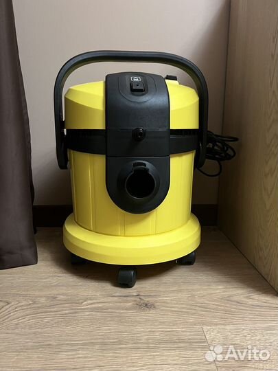 Пылесос Karcher SE 4002