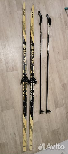 Лыжи беговые новые