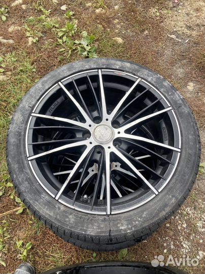 R17 Accelera Alpha 215/45, PCD 5x100 DIA 55